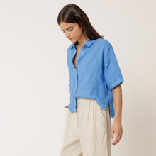 Short Sleeve Linen Blouse azul britanico INDI&COLD