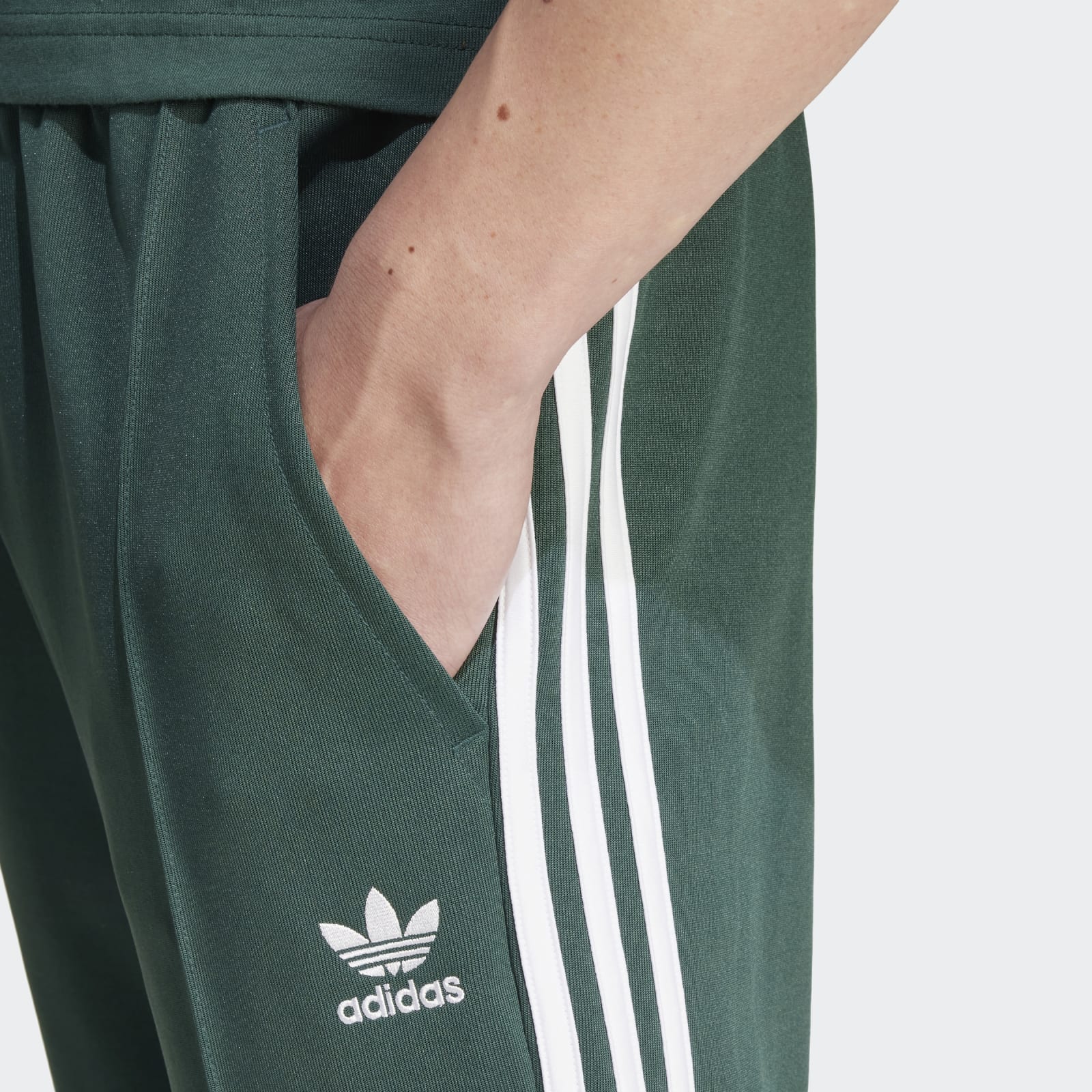 Adicolor 70s Trackpant mineral green