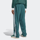 Adibreak Trackpant mineral green