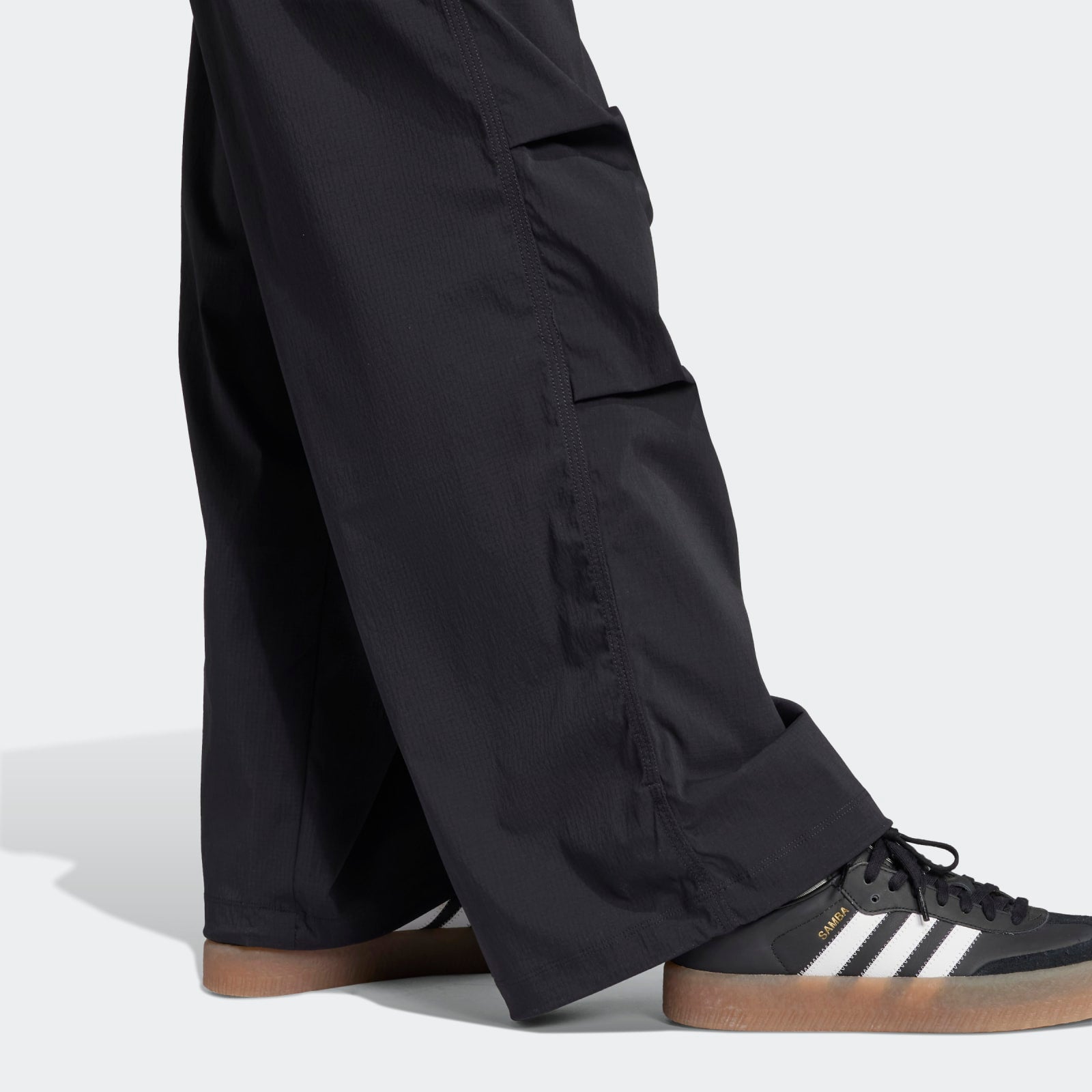 Essentials Ripstop Parachute Pants black