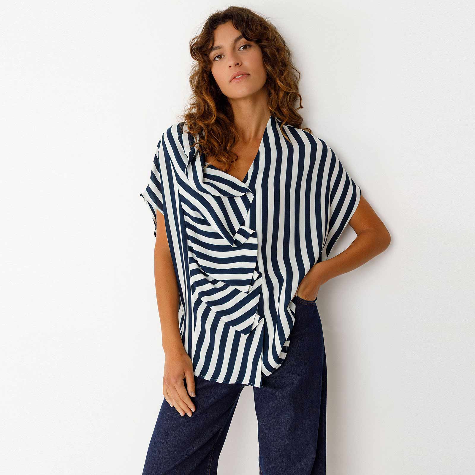 Kaua Shirt blue stripes SKFK