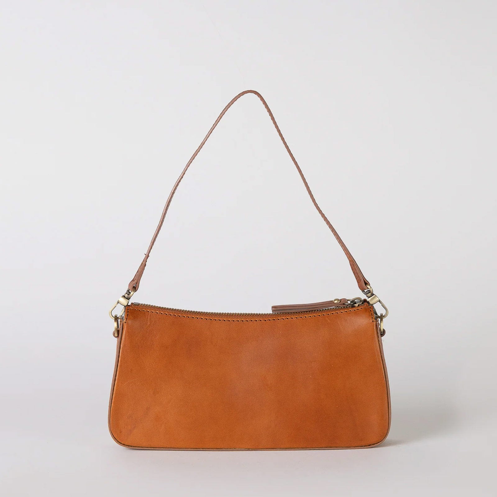 Taylor Classic Leather Bag cognac