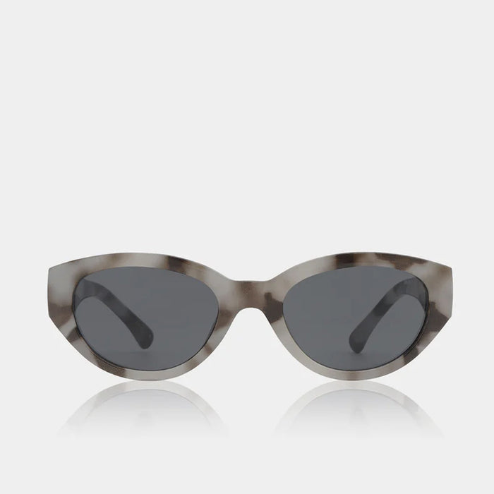 Winnie Sunglasses cookie dough A. Kjaerbede