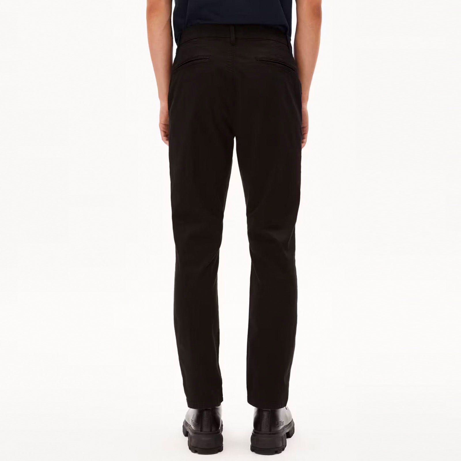 Aathan Regular Fit Chino black