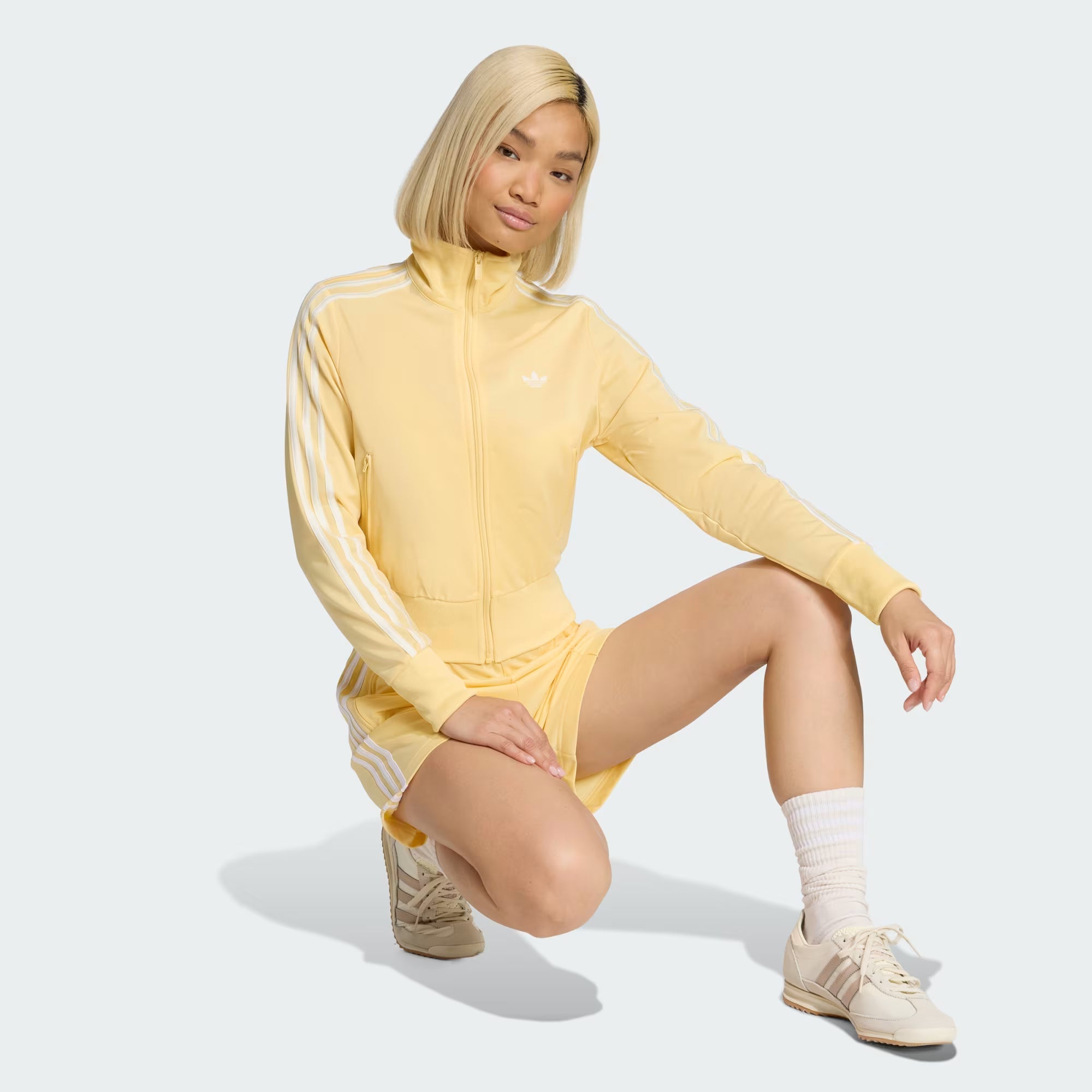 FB Classic TT_ orange tint/off white Adidas