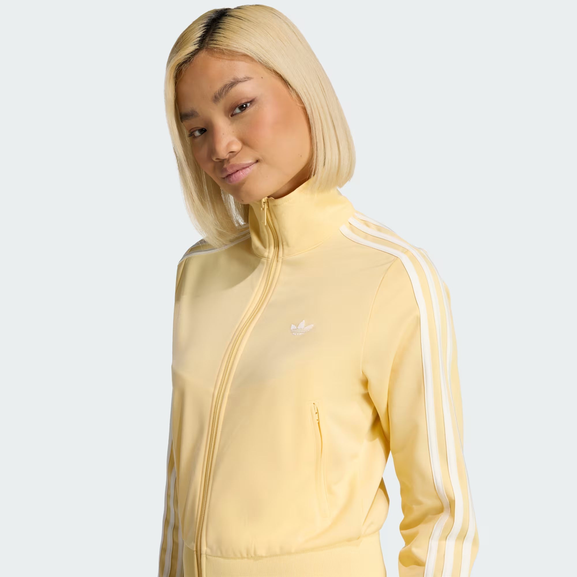 FB Classic TT_ orange tint/off white Adidas