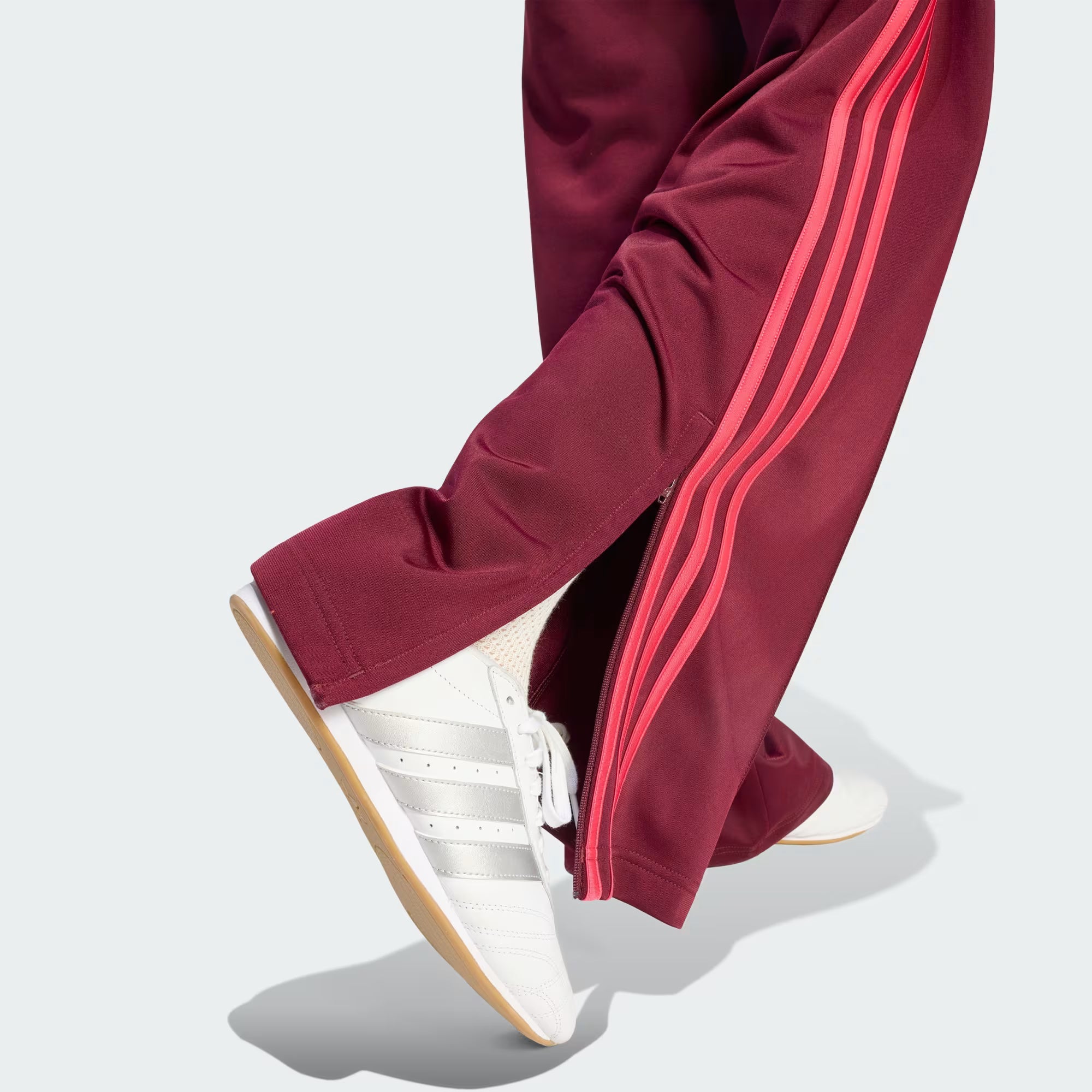 FB Loose Trackpant maroon/power pink
