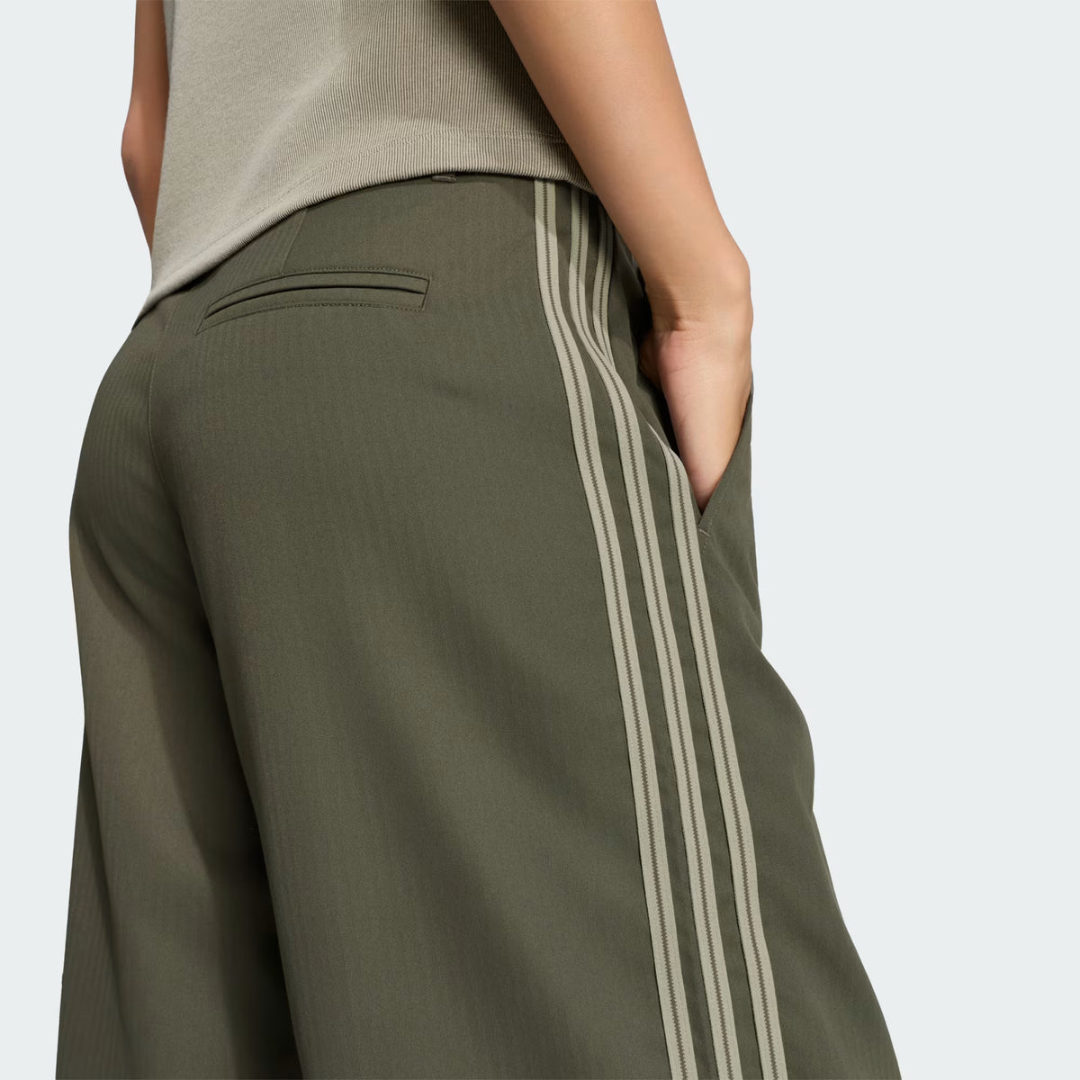 FB Trackpant branch/silver pebble