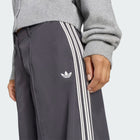 FB Trackpant utility black/cloud white