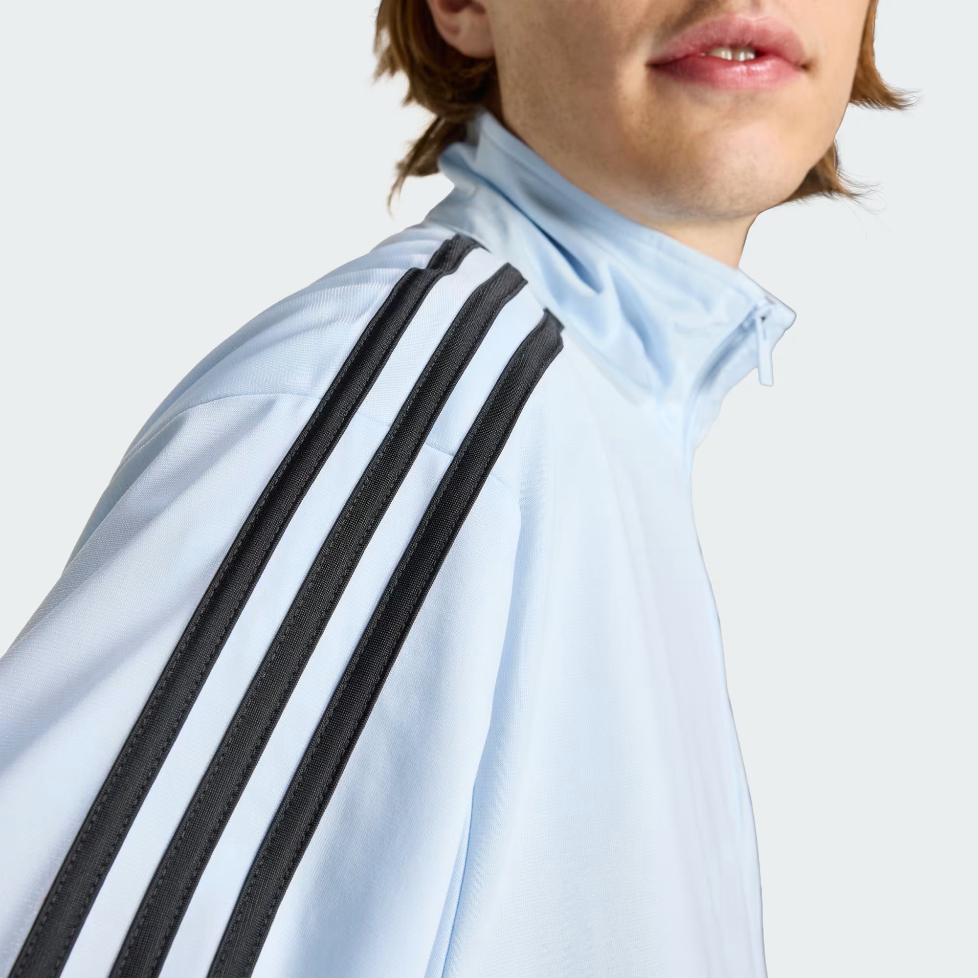 Firebird TT clear sky Adidas