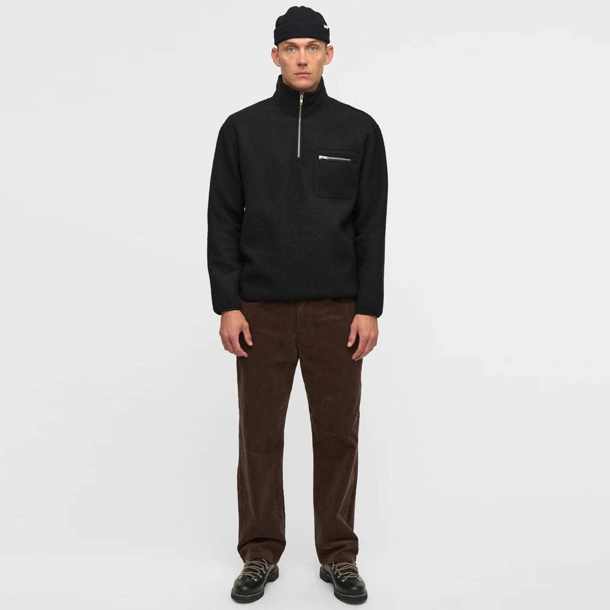 Aktoni Half Zip Boiled Wool OS caviar