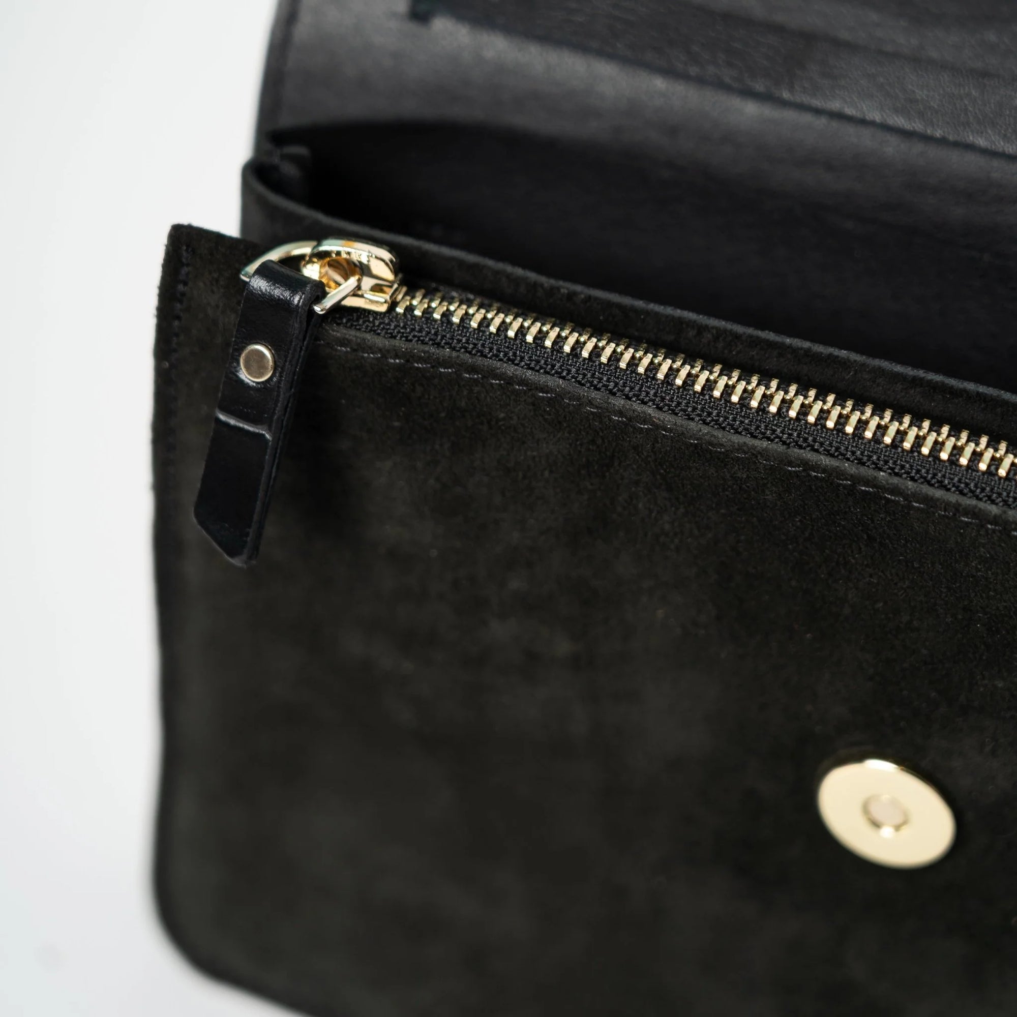 Medium Phone Bag Croco Matt Mix black
