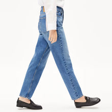 Aaikala High Waist Straight Jeans crunchy