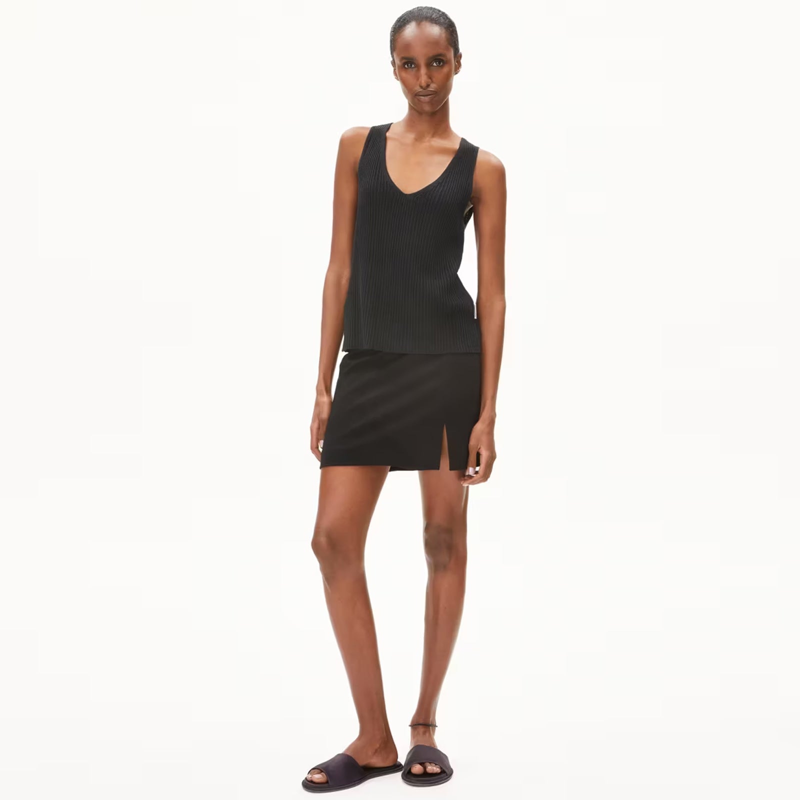 Caaro Lino Top black Armedangels
