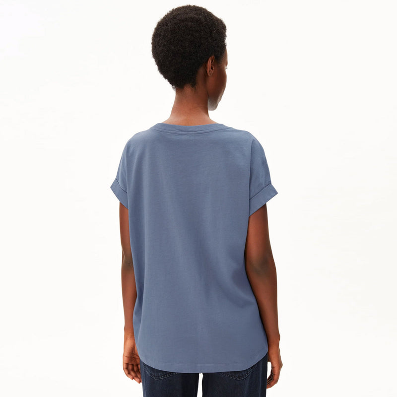 Idaara Tee dusty moon