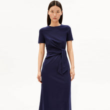 Jeltaa Jersey Dress tinted navy Armedangels