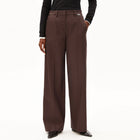 Leandraa Pant claystone