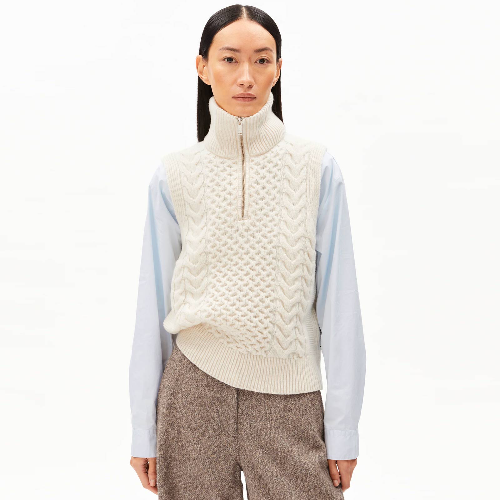 Olaiaas Cable Zip S/S Jumper oatmilk Armedangels