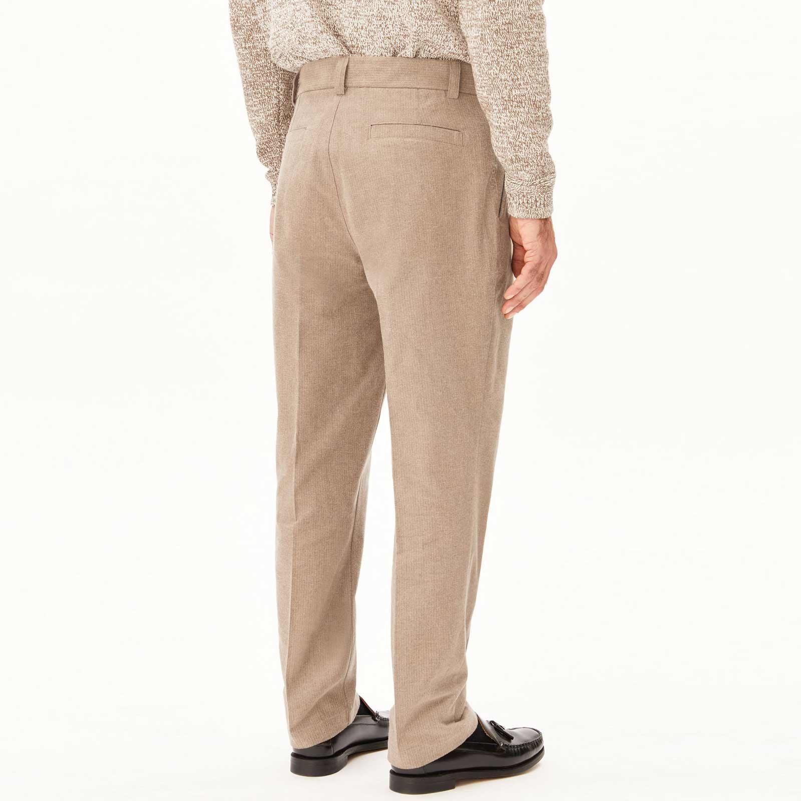 Taamir Structure Pleated Pant honey reed