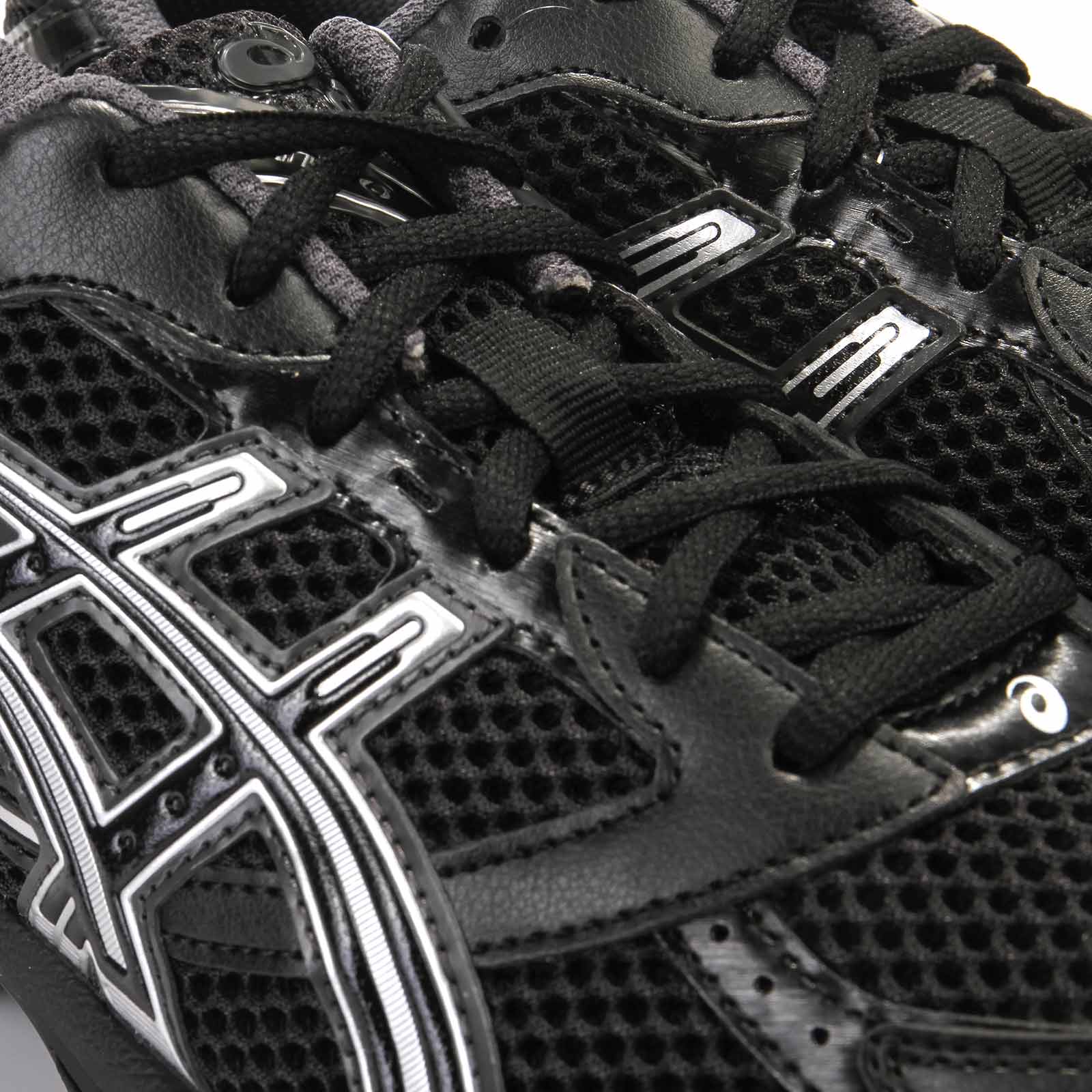 GEL-1130 black/pure silver