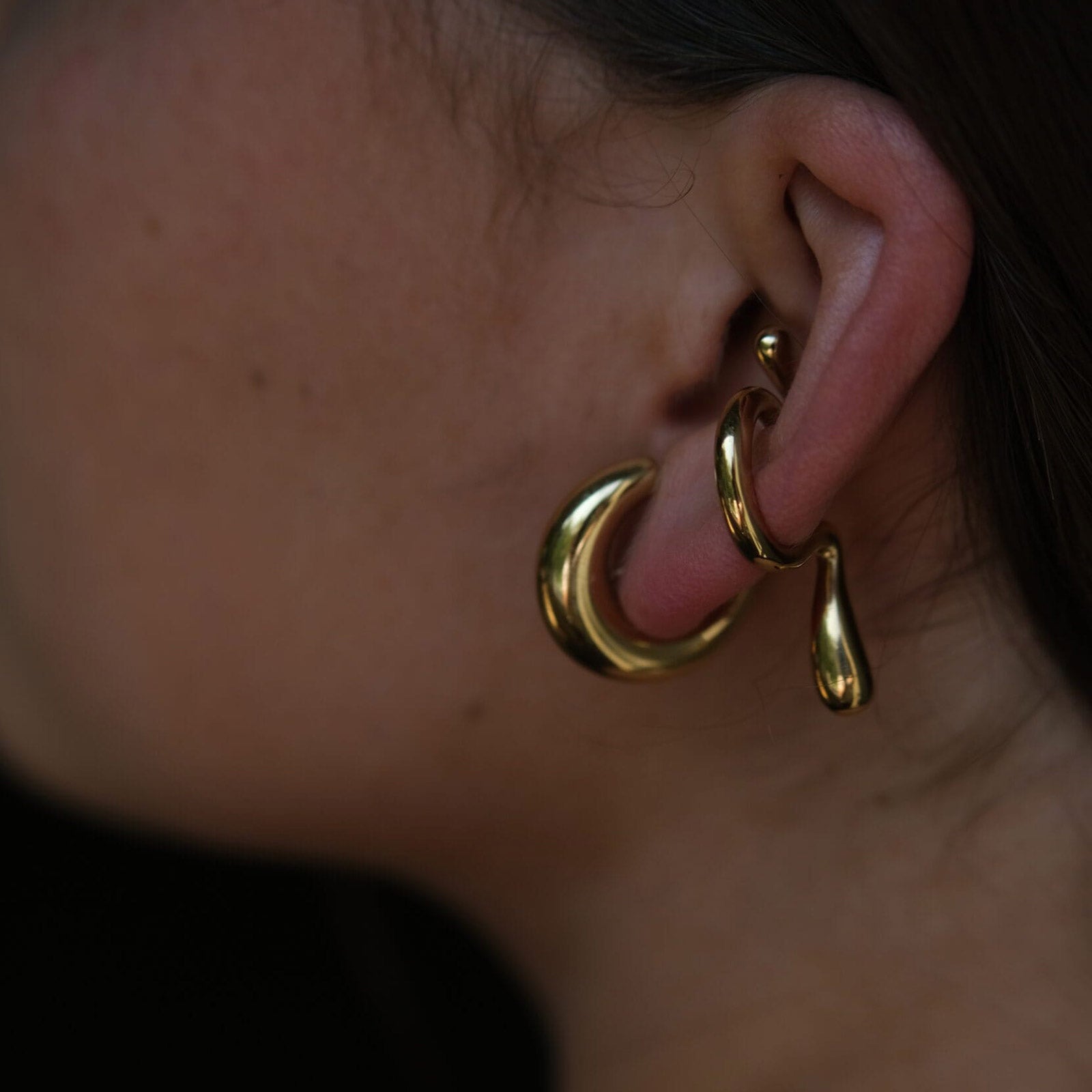 Liquefy Earcuff gold Bandhu Jewelery