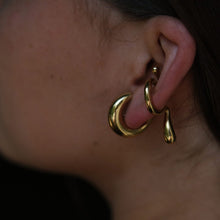 Liquefy Earcuff gold Bandhu Jewelery