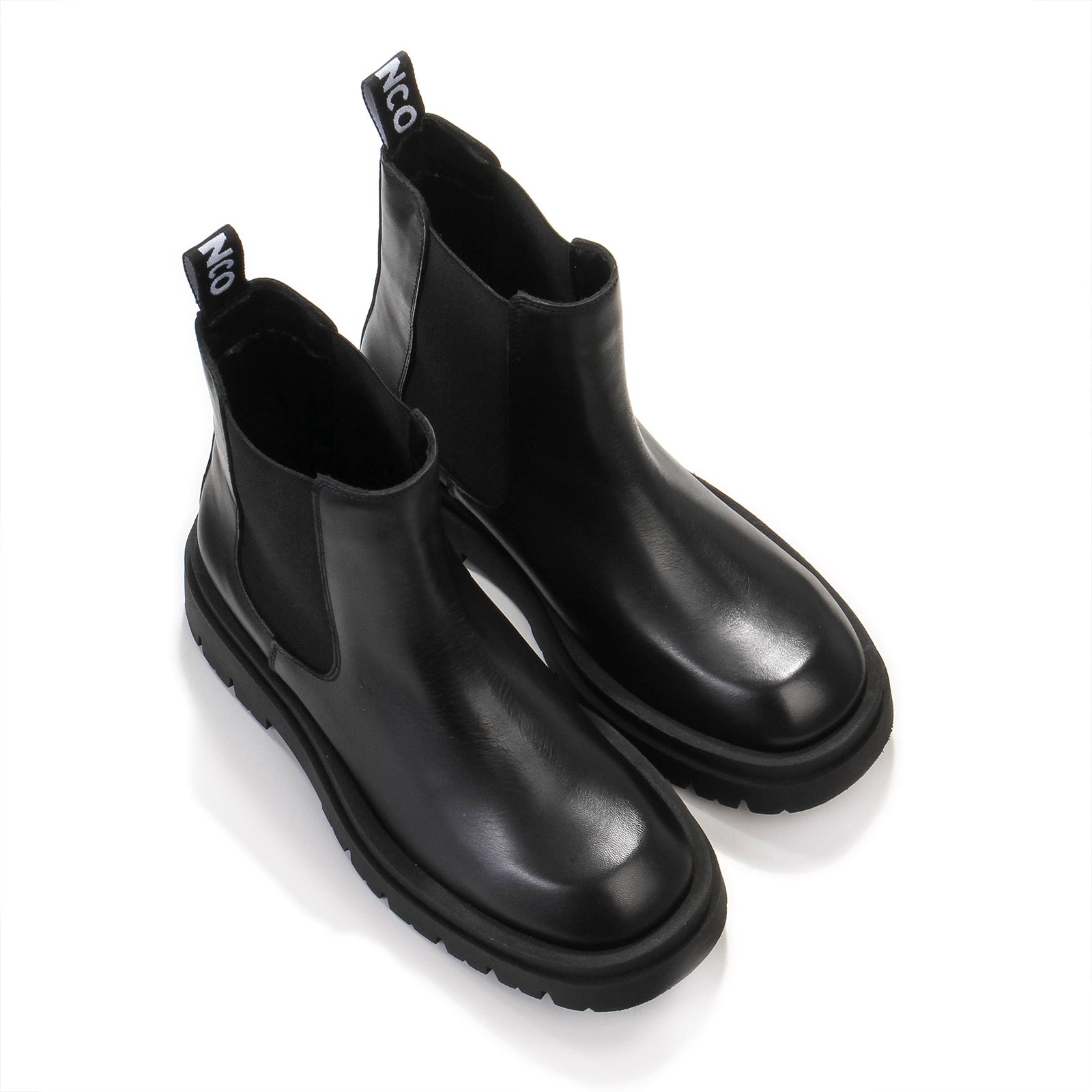 Biakwamie Chelsea Boot crust black