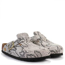 Boston VL Rivet Logo Narrow Fit snake oyster
