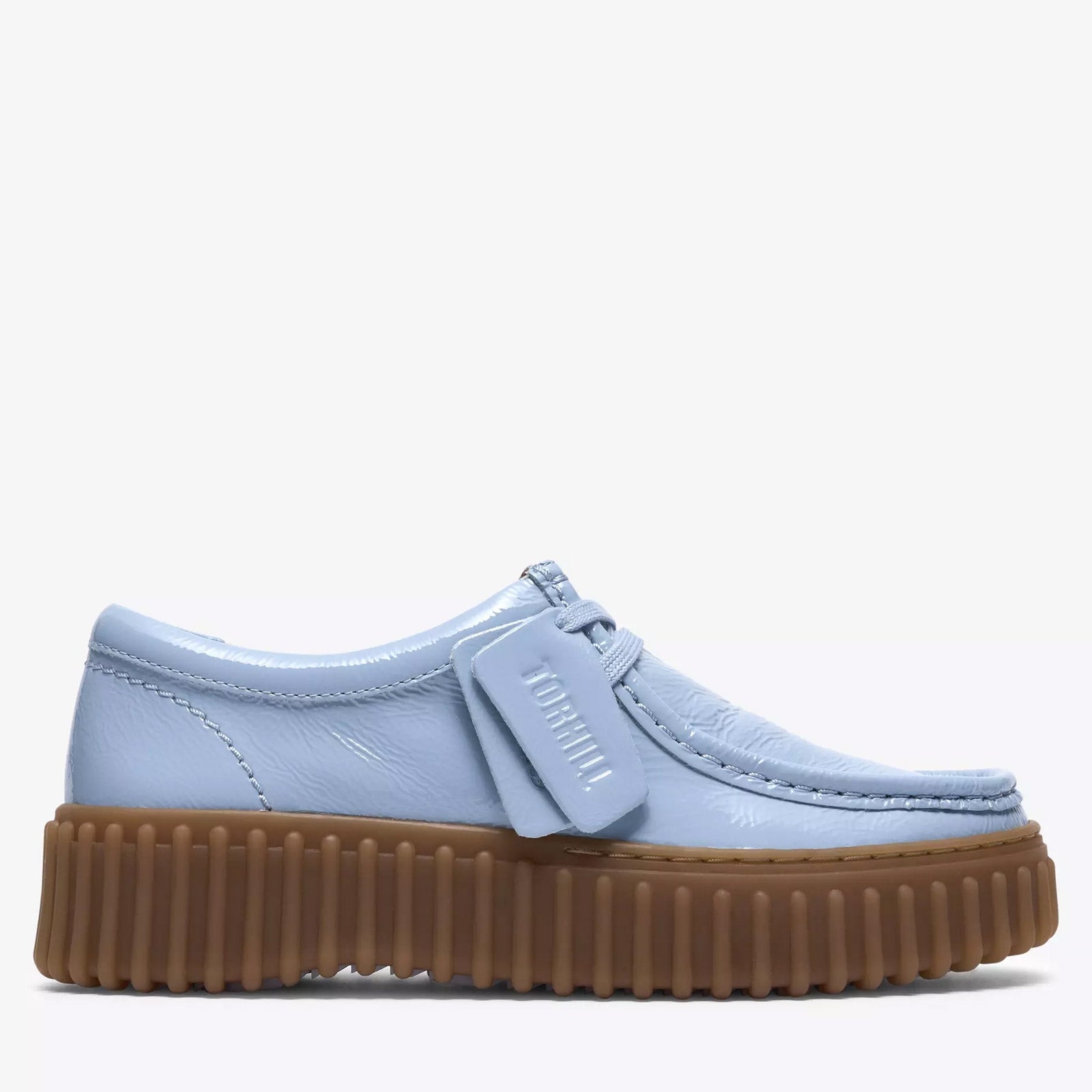 Torhill Bee Patent light blue Clarks Originals