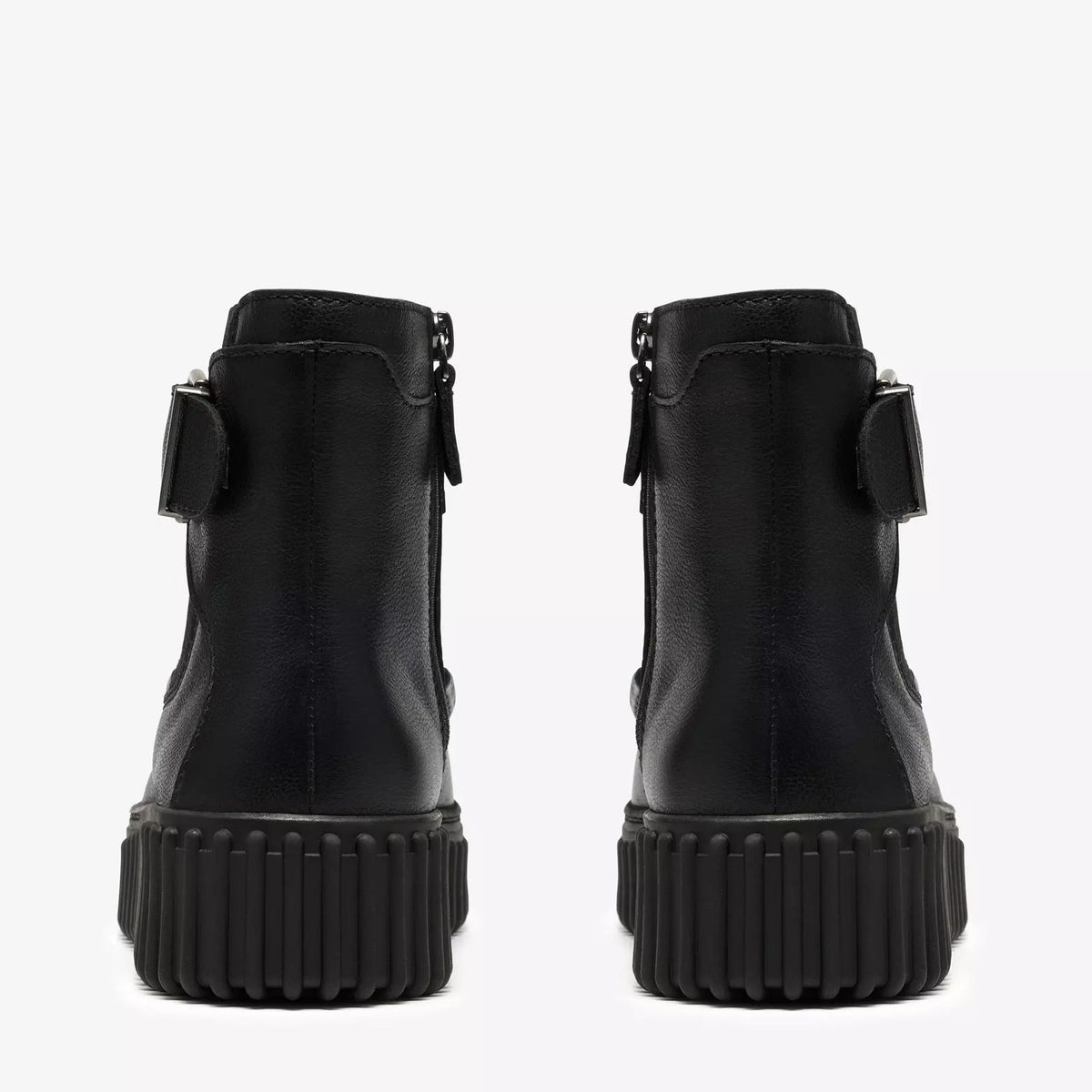 Torhill Buckle black tumbled