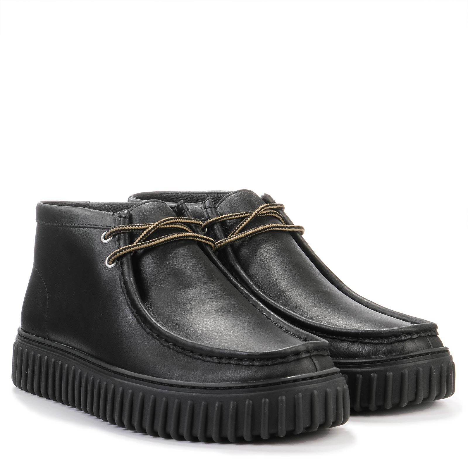 Torhill Hi black leather Clarks Originals