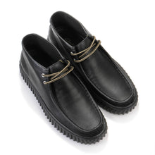 Torhill Hi black leather Clarks Originals