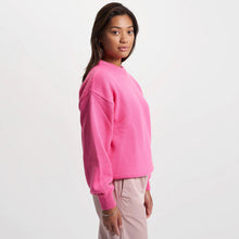 Oversized Merino Wool Crew bubblegum pink