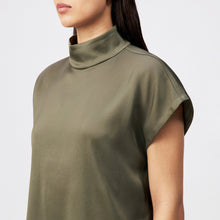 Alaria_1 Blouse 130065 khaki green Drykorn