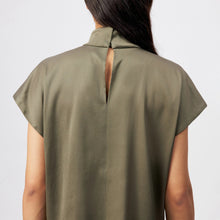 Alaria_1 Blouse 130065 khaki green Drykorn