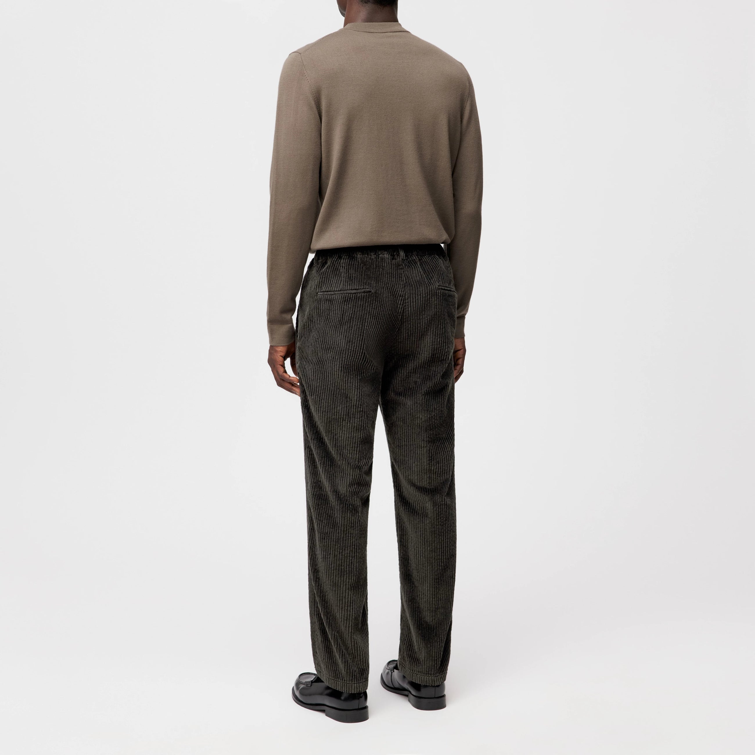 Chasy RGLR Pants 132055 dark chocolate Drykorn