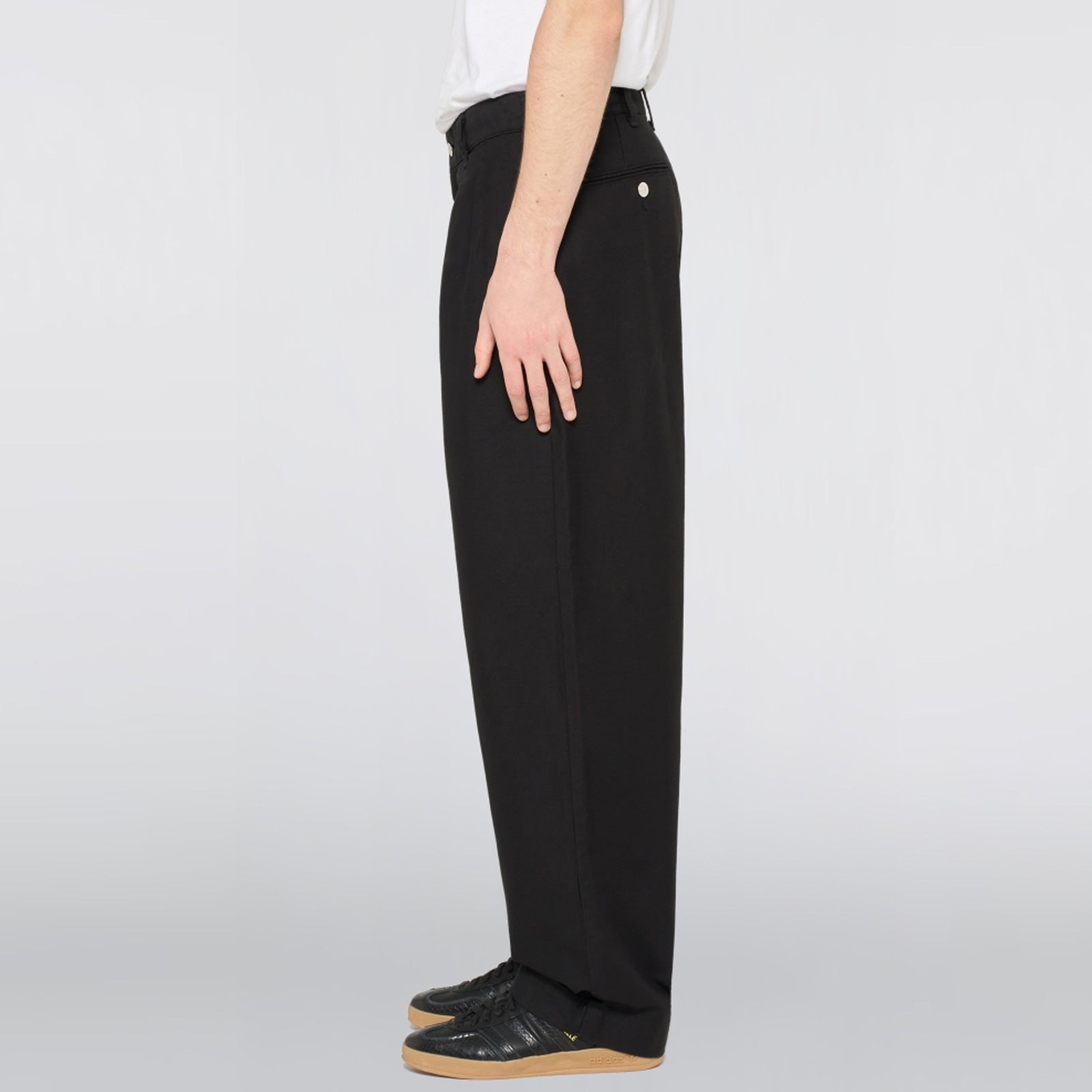 2 Tuck Pant black