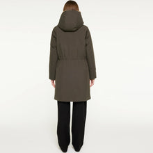 Avelyne Winter Parka deep olive Elvine