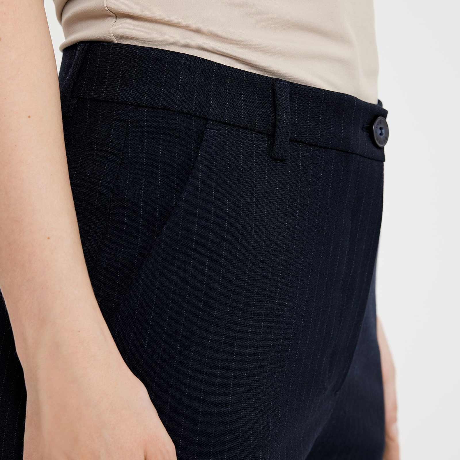 EmmaFV 553_GRS Pants navy pinstripe