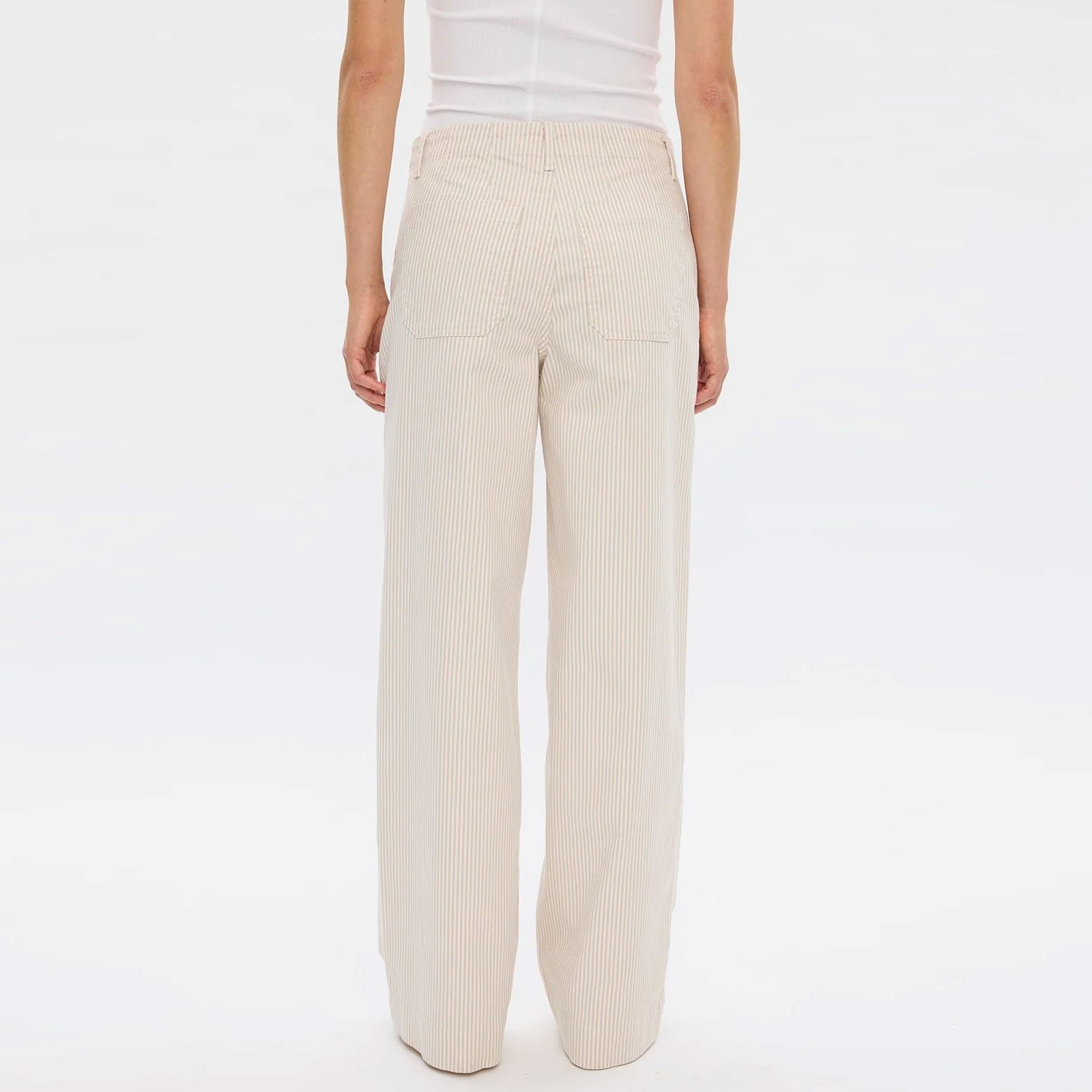 EricaFV Regular 825 oat milk stripe Five Units