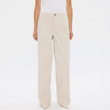 EricaFV Regular 825 oat milk stripe Five Units