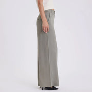 LauraFV Regular 849 dusty green