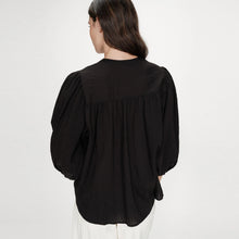 Balloon-Sleeve Blouse Vanille noir Grace & Mila