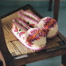 Yiayia Slippers hydra Give A Pon