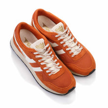 M's Delta moody orange/off white