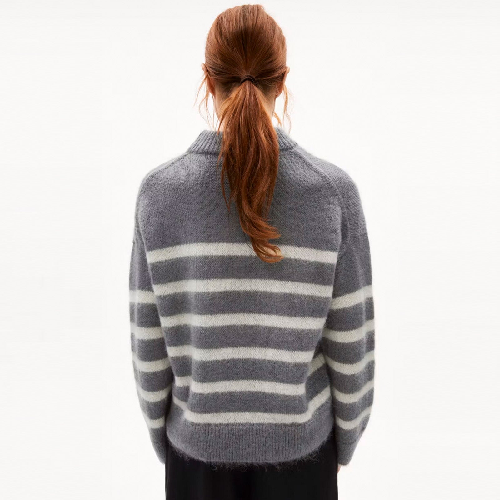 Gwyneiraa Stripes Jumper iron cast-oatmilk