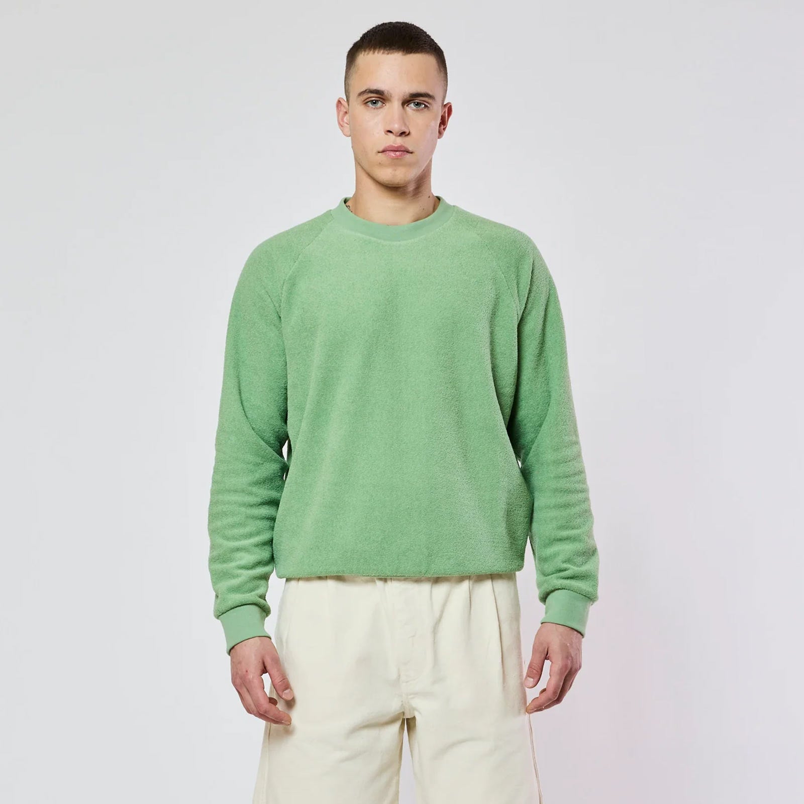 Sweatshirts & pullovers