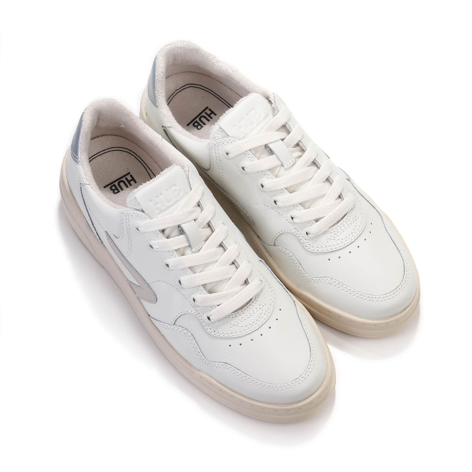 Court L31 offwhite/It.bone/dulll silver/It. beige