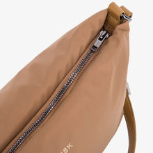 Gil Matte Twill Bag brown nude