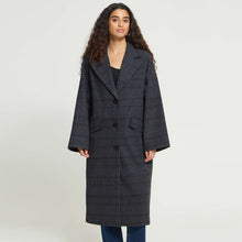 IHEmmalu Coat phantom check